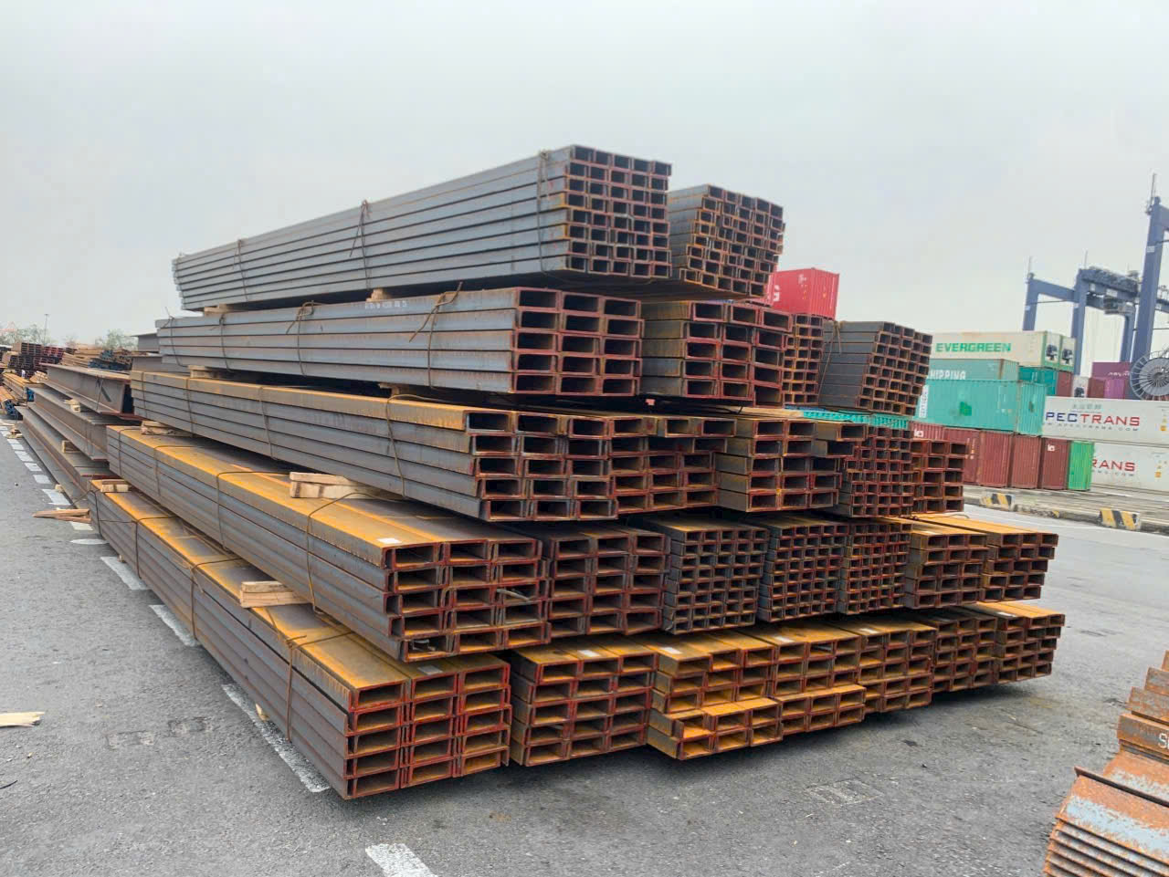 cho thu&ecirc; cừ C-U-Larsen C&agrave; Mau