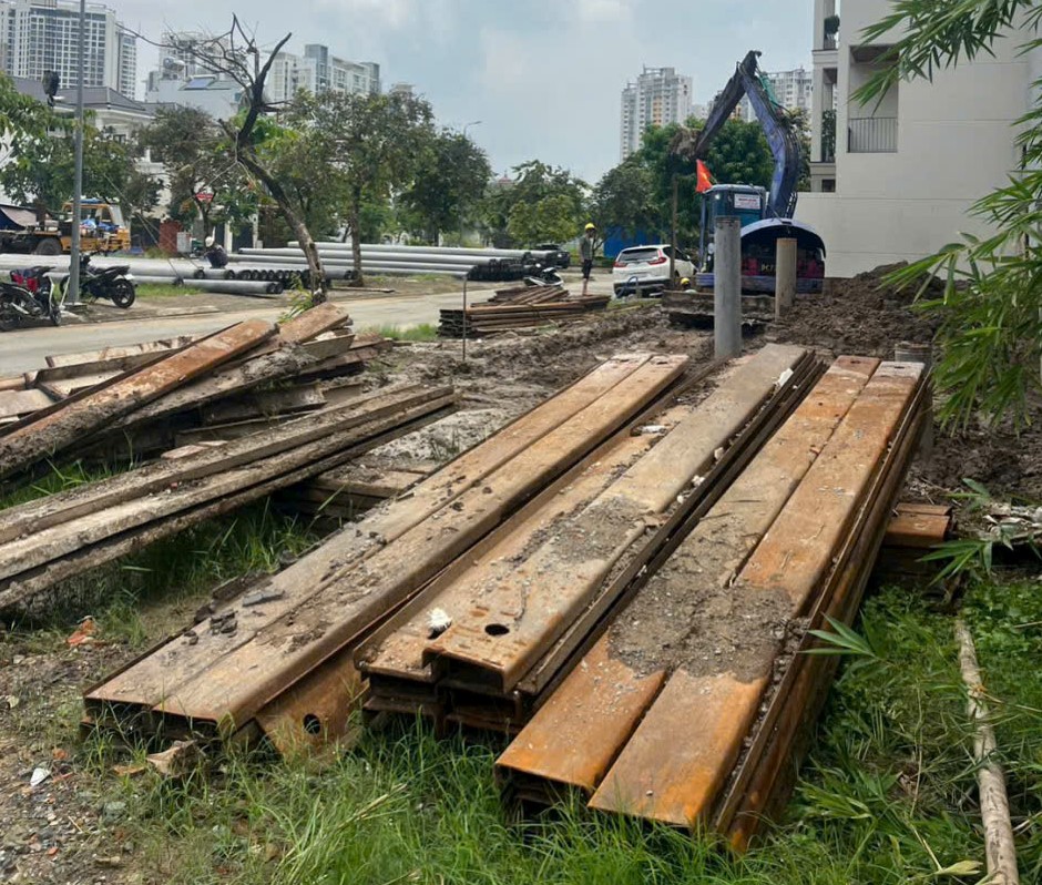 cho thu&ecirc; cừ C-U-Larsen tại Kon Tum