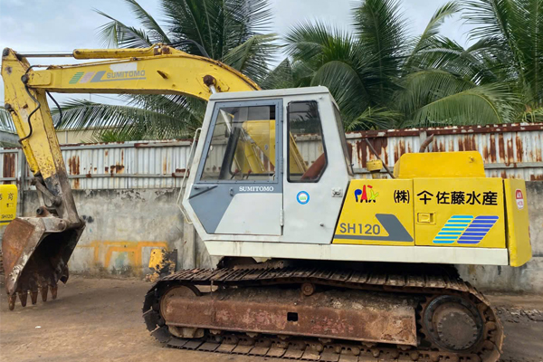 cho thu&ecirc; m&aacute;y x&uacute;c điện bi&ecirc;n
