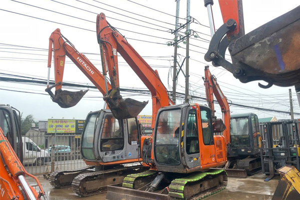cho thuê máy xúc tại tỉnh tuyên quang