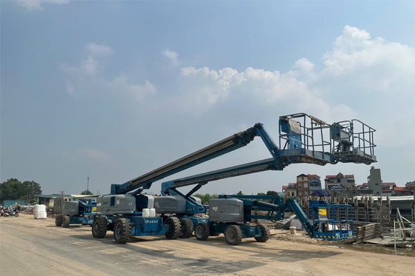 cho thu&ecirc; xe n&acirc;ng người tại nghệ an