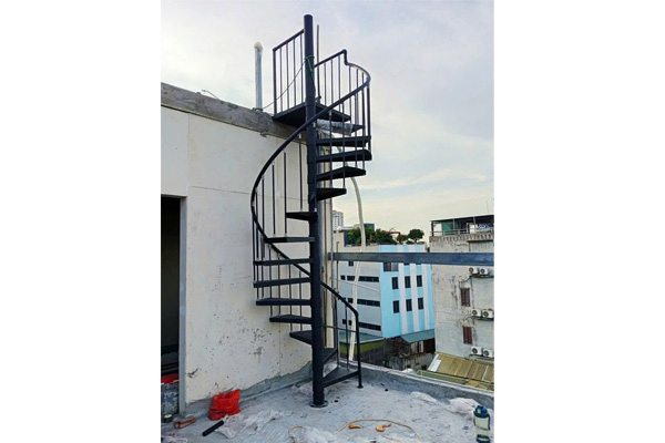 Báo giá cầu thang xoắn ốc lắp ghép
