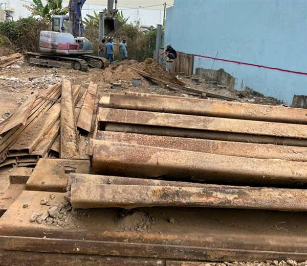 Cho thuê cừ C-U-Larsen Bình Định