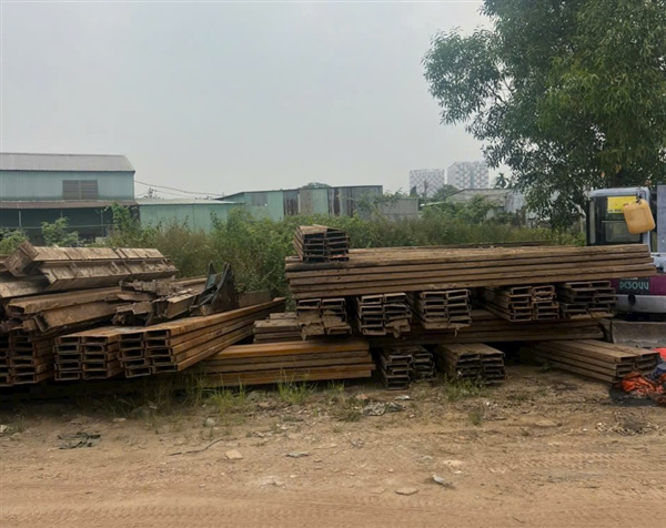 Cho thuê cừ C-U-Larsen Lâm Đồng